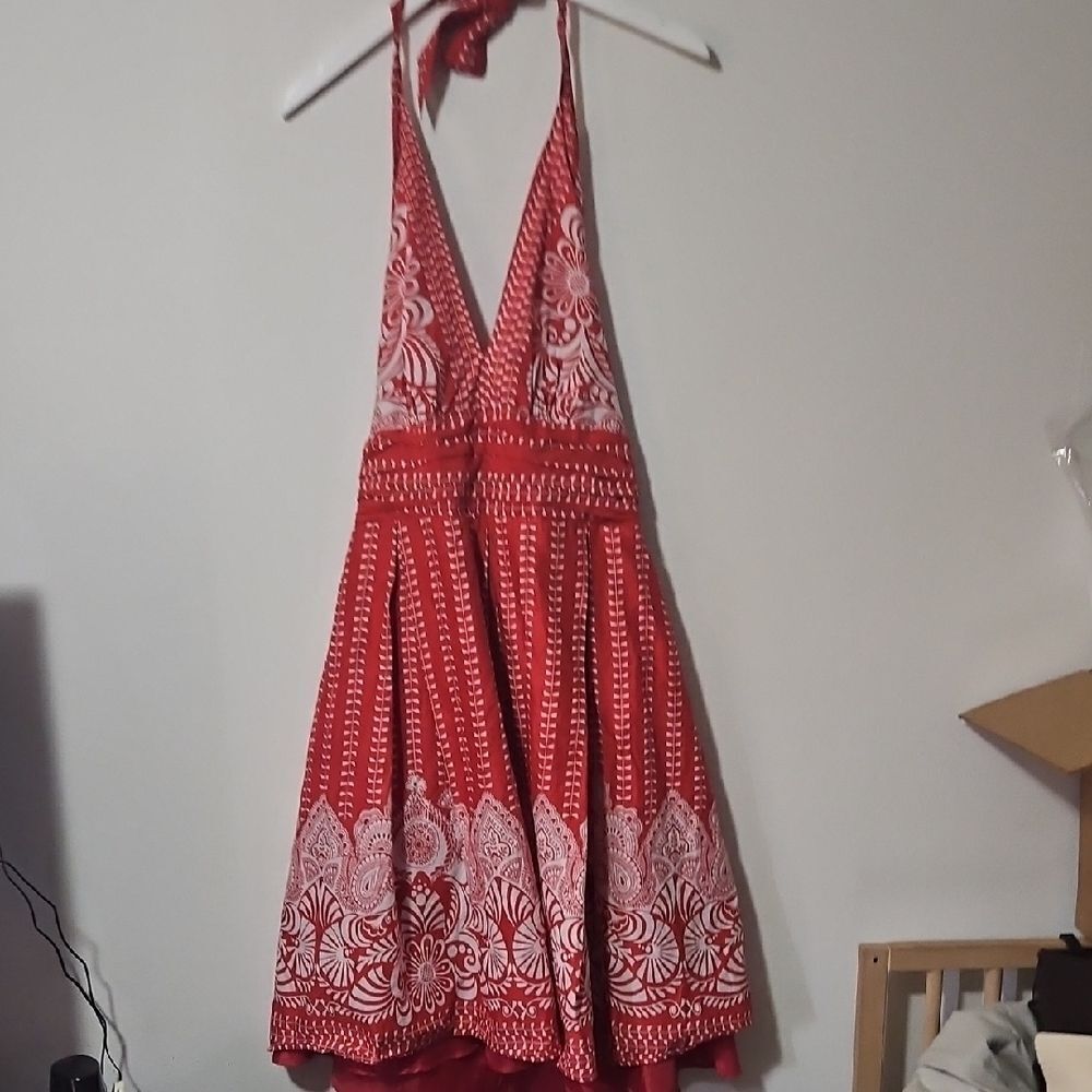 Robbie Bee Red and White Backless Dress